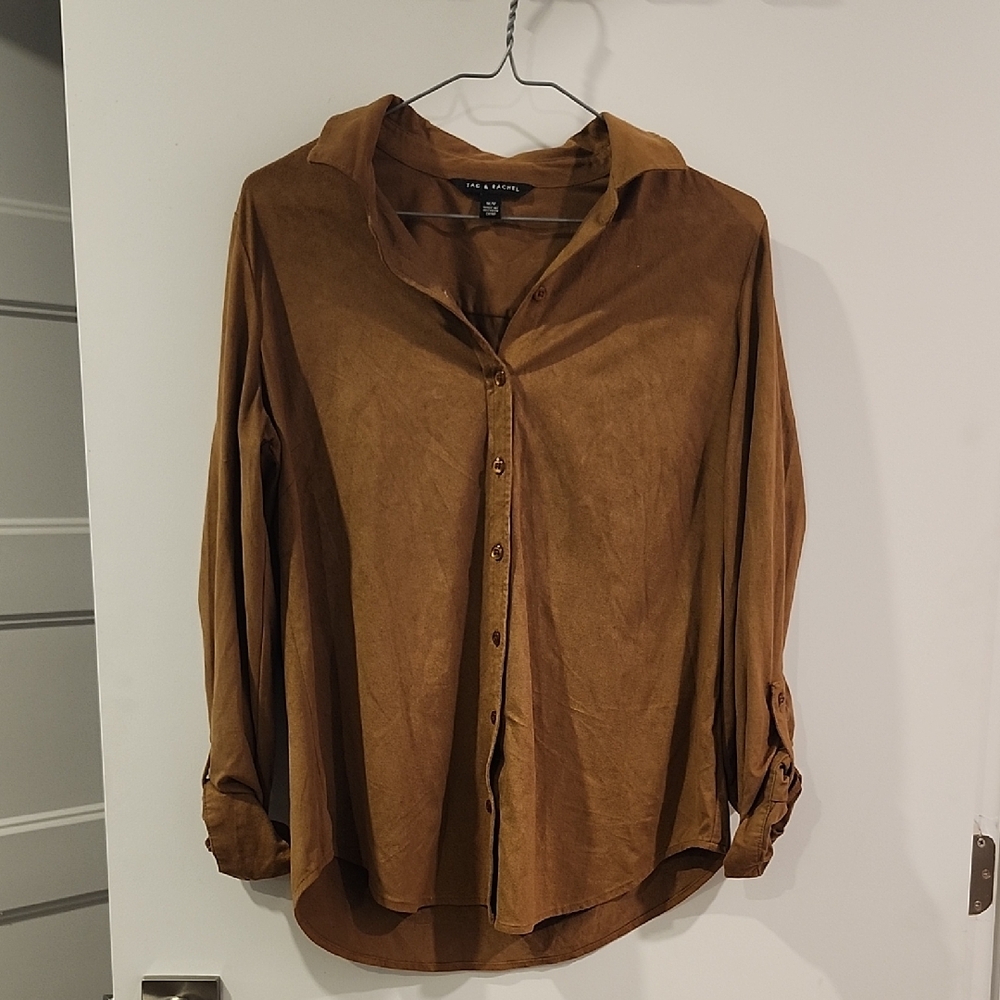 P2P 21.5" Zac & Rachel Tan Button-Up Shirt